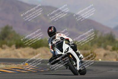 media/Nov-06-2023-Moto Forza (Mon) [[ce023d0744]]/3-Intermediate Group/Session 3 (Turn 5)/